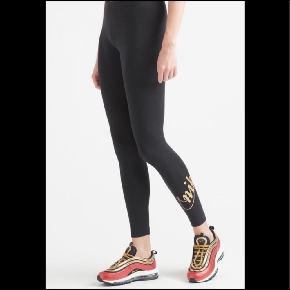 NIKE gold glitter leggings. Perfect condition.